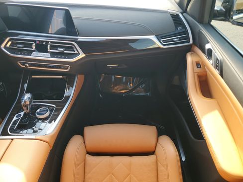 Used 2023 BMW X5 xDrive45e w/ Executive Package image 15