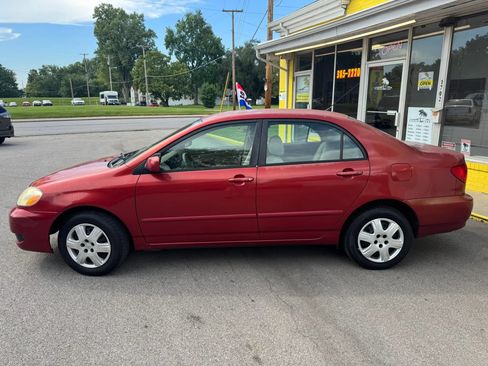 Used 2007 Toyota Corolla LE FWD image 3