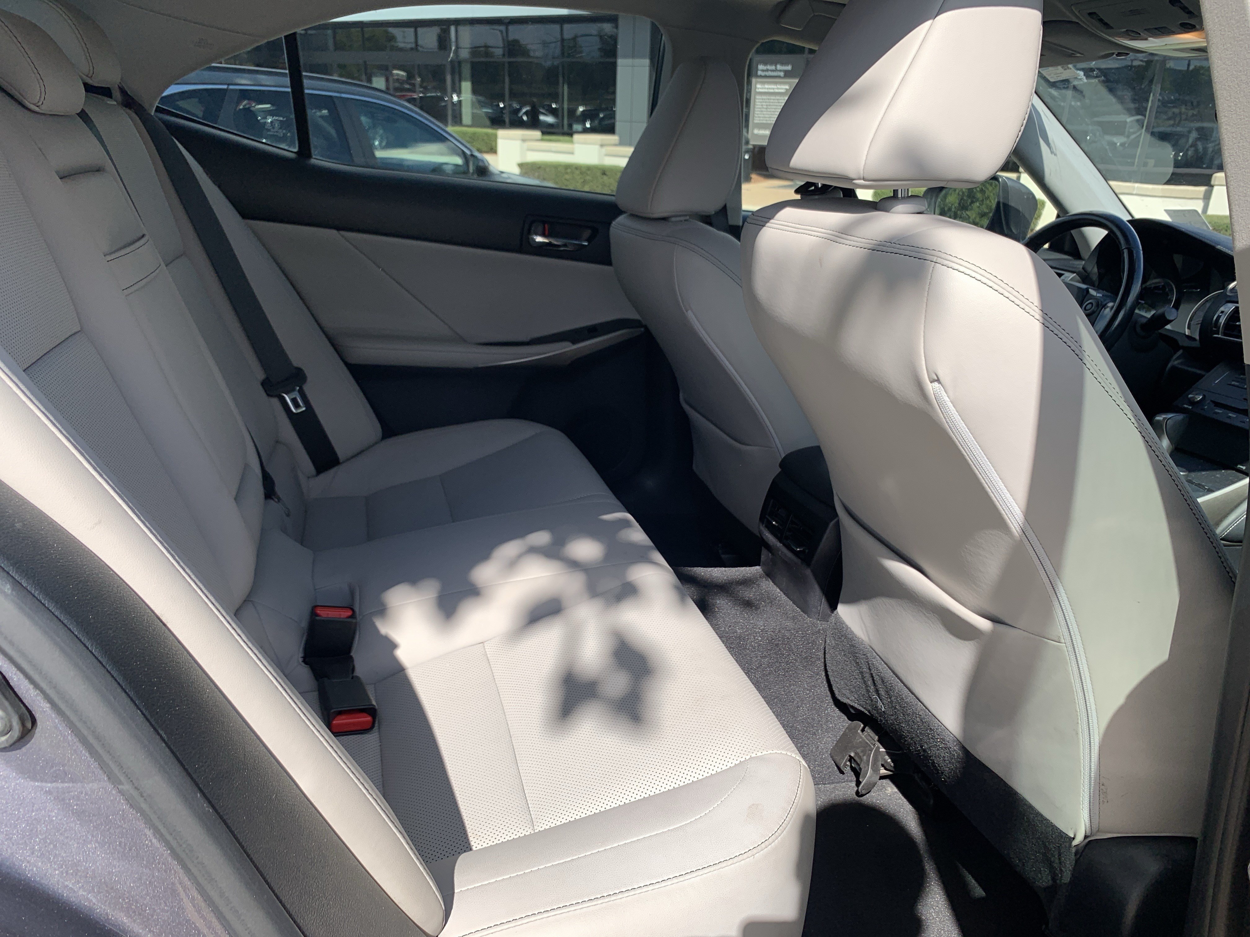 Used 2015 Lexus IS 250 RWD image 33