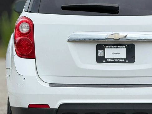 Used 2015 Chevrolet Equinox LS FWD image 13
