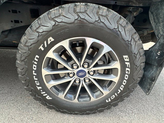 Used 2018 Ford F150 XLT w/ Equipment Group 302A Luxury AWD/4WD image 32
