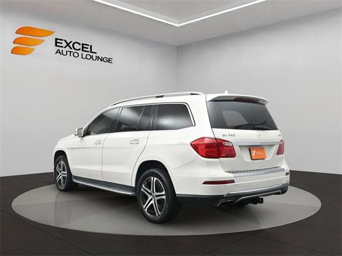 Used 2016 Mercedes-Benz GL 450 4MATIC w/ Premium I Package image 3