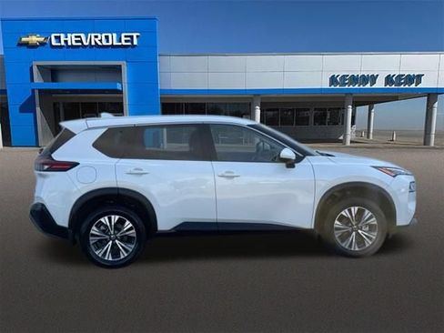Used 2021 Nissan Rogue SV AWD/4WD image 3