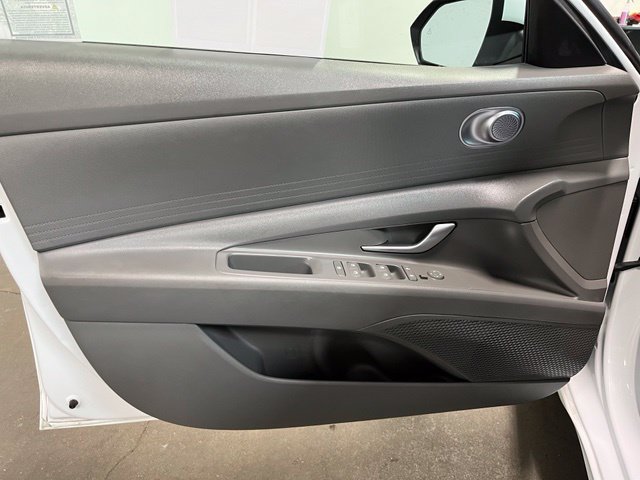 Used 2024 Hyundai Elantra SEL FWD image 20