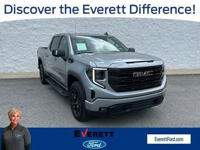 Used 2025 GMC Sierra 1500 Elevation w/ Elevation Premium Package