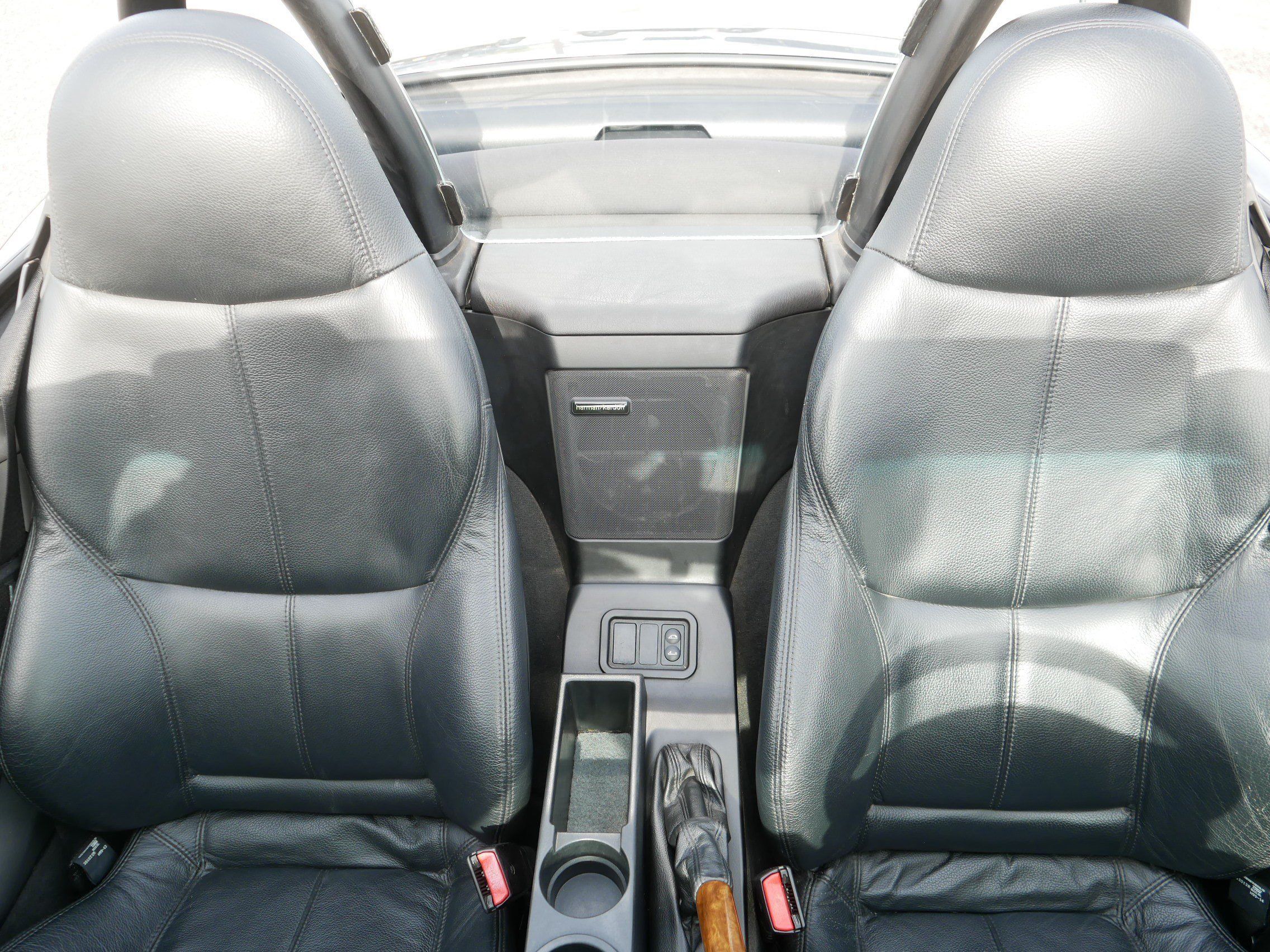 Used 2002 BMW Z3 2.5i RWD image 13