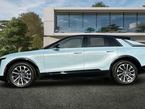 New 2026 Cadillac Lyriq Premium Sport image 7