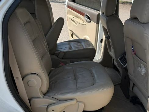 Used 2005 Buick Rendezvous CX image 13