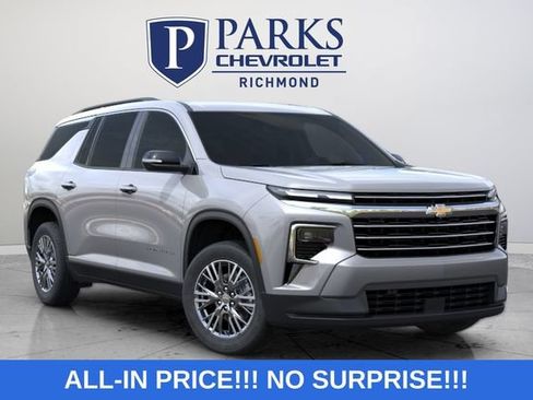 New 2026 Chevrolet Traverse LT w/ Driver Confidence Package AWD/4WD image 1