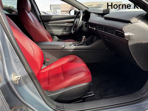 Used 2022 MAZDA MAZDA3 s image 26