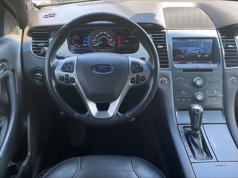 Used 2013 Ford Taurus SHO image 5