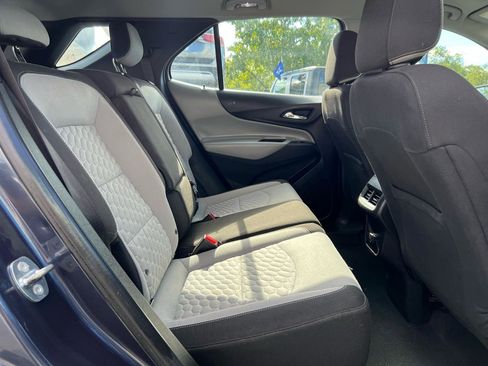 Used 2018 Chevrolet Equinox LS AWD/4WD image 14