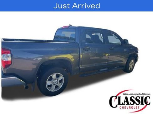 Used 2020 Toyota Tundra SR5 image 10