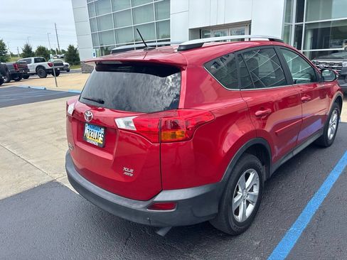 Used 2013 Toyota RAV4 XLE AWD/4WD image 2