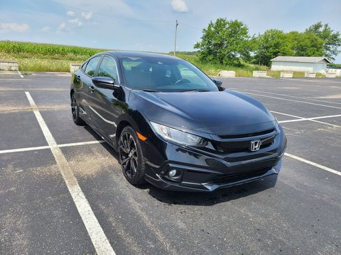 Used 2019 Honda Civic Sport image 5