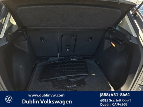 Certified 2023 Volkswagen Taos SE w/ Panoramic Sunroof Package FWD image 23