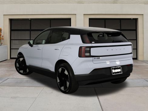 New 2026 Volvo EX30 Ultra image 3