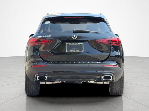 New 2026 Mercedes-Benz GLA 250 image 4