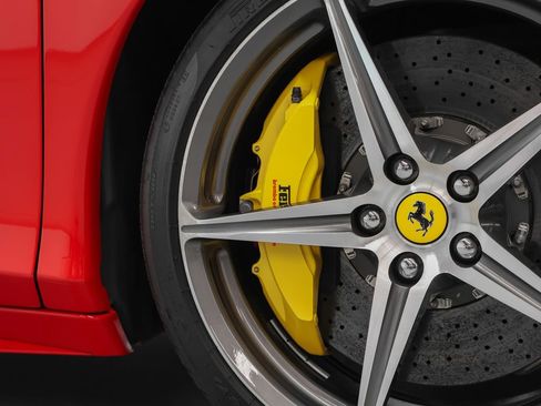 Certified 2013 Ferrari 458 Spider RWD image 11