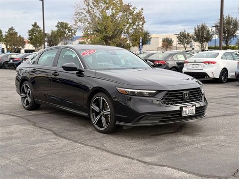 Used 2024 Honda Accord Sport image 3
