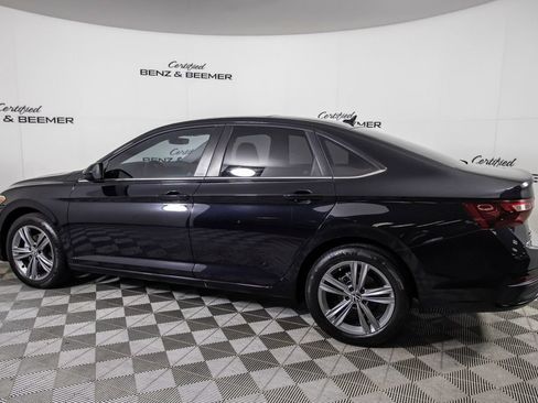 Used 2024 Volkswagen Jetta SE FWD image 13