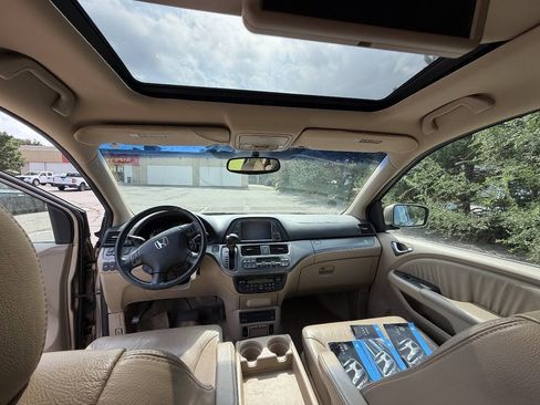 Used 2007 Honda Odyssey Touring image 14
