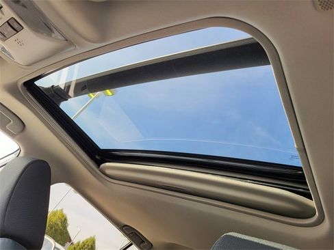 Used 2025 Toyota RAV4 XLE image 7