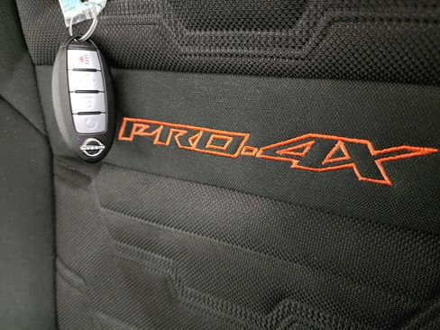 Used 2025 Nissan Frontier PRO-4X w/ Pro Convenience Package image 41