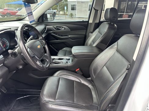 Used 2021 Chevrolet Traverse Premier w/ Redline Edition image 11