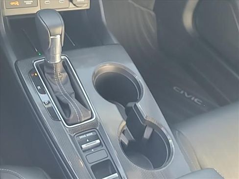 Used 2025 Honda Civic Sport image 13