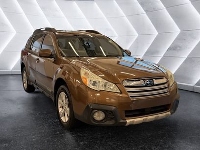 Used 2013 Subaru Outback 3.6R Limited w/ Popular Pkg 3