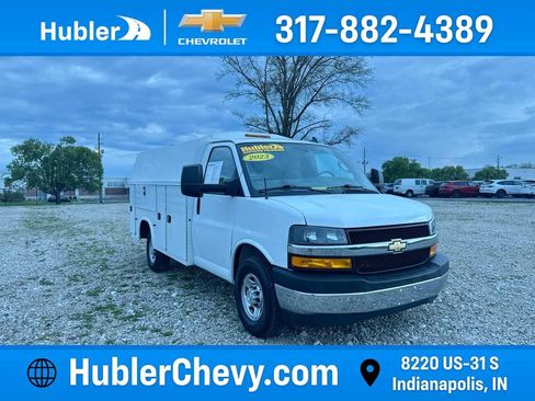 Used 2023 Chevrolet Express 3500 w/ Power Convenience Package RWD image 1