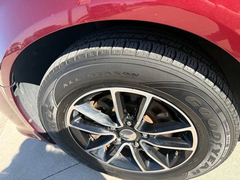 Used 2019 Dodge Grand Caravan GT image 11