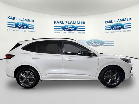 Certified 2023 Ford Escape ST-Line w/ Tech Pack #1 FWD image 2