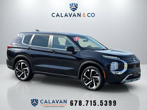 Used 2023 Mitsubishi Outlander SE AWD/4WD image 1