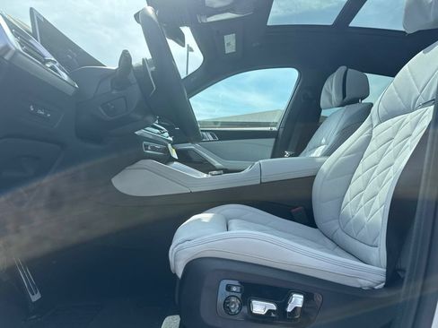 New 2026 BMW X6 xDrive40i w/ Climate Comfort Package AWD/4WD image 14