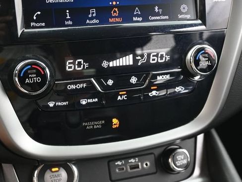 Used 2020 Nissan Murano SL w/ Moonroof Package FWD image 22
