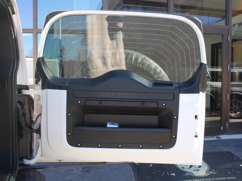 Used 2024 Land Rover Defender 130 Outbound image 44