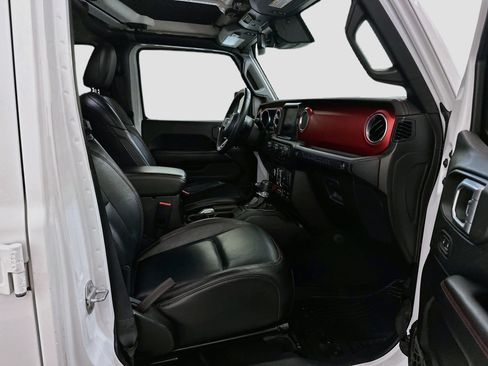 Used 2019 Jeep Wrangler Unlimited Rubicon AWD/4WD image 32