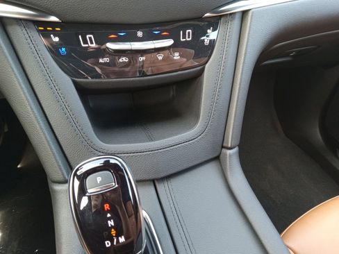 New 2026 Cadillac XT5 Premium Luxury image 17