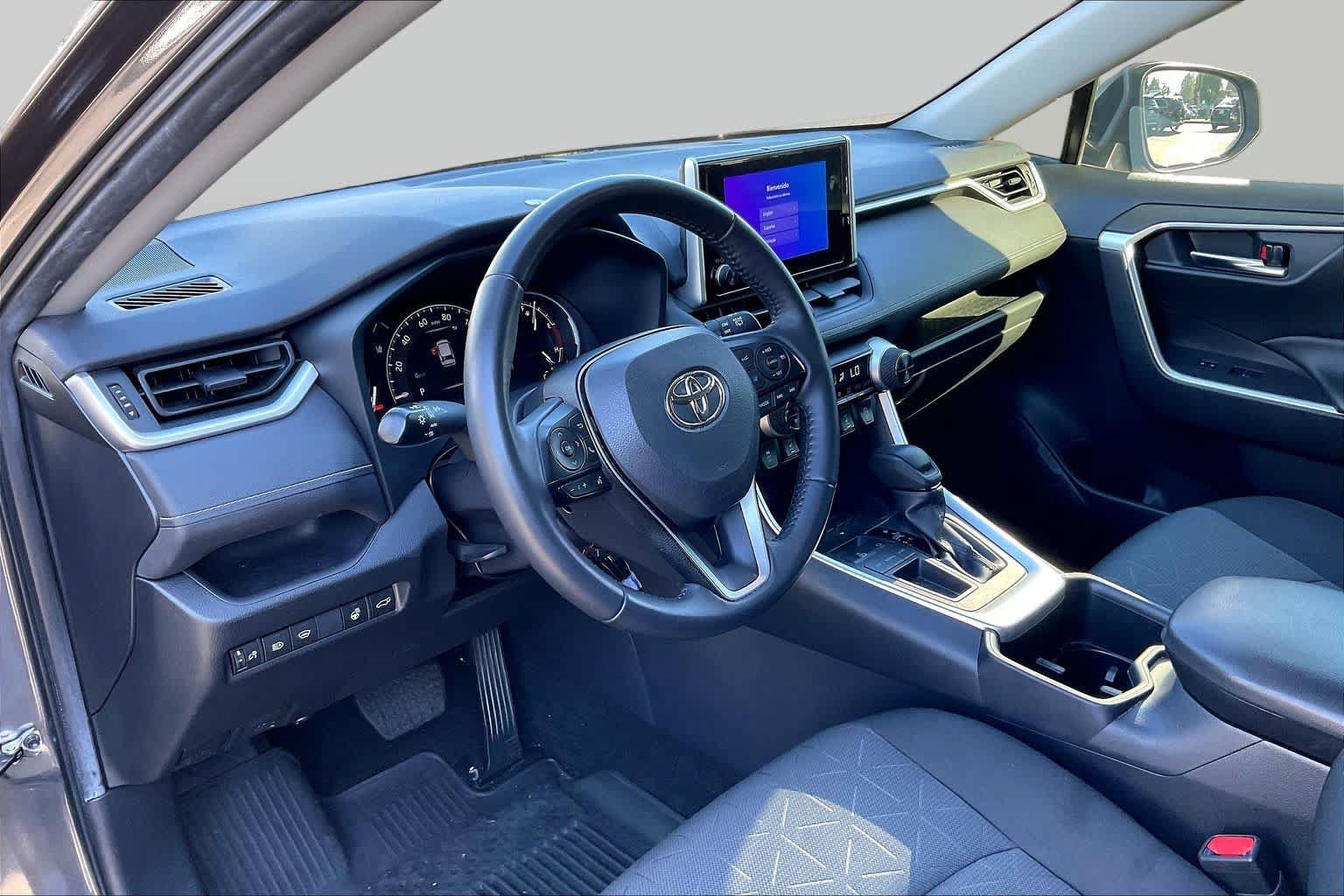 Certified 2023 Toyota RAV4 XLE w/ Convenience Package FWD image 17
