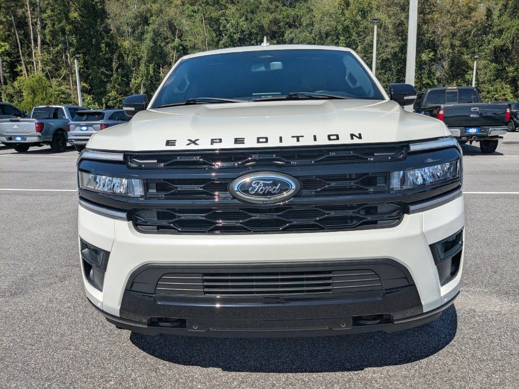 Certified 2024 Ford Expedition Max Limited AWD/4WD image 10