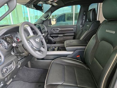 Used 2025 RAM 1500 Laramie w/ Laramie Southwest Edition AWD/4WD image 9