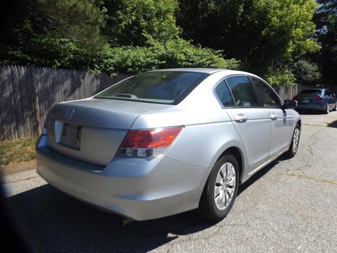Used 2010 Honda Accord LX image 5