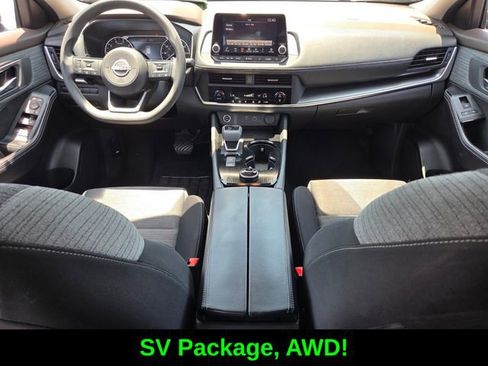Used 2023 Nissan Rogue SV AWD/4WD image 13