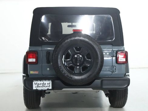 Used 2024 Jeep Wrangler Unlimited Sport AWD/4WD image 44