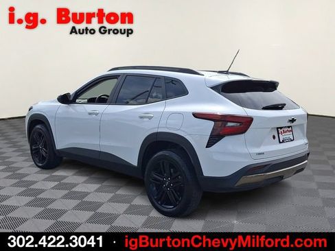 Certified 2025 Chevrolet Trax ACTIV w/ Driver Confidence Package FWD image 4