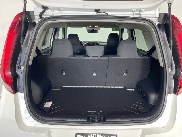Certified 2022 Kia Soul LX FWD image 18