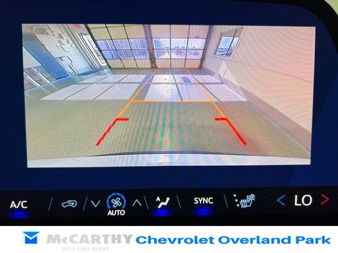 Used 2025 Chevrolet Traverse LT w/ Midnight/Sport Edition FWD image 20