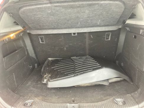 Used 2020 Chevrolet Trax LT w/ LT Convenience Package image 27